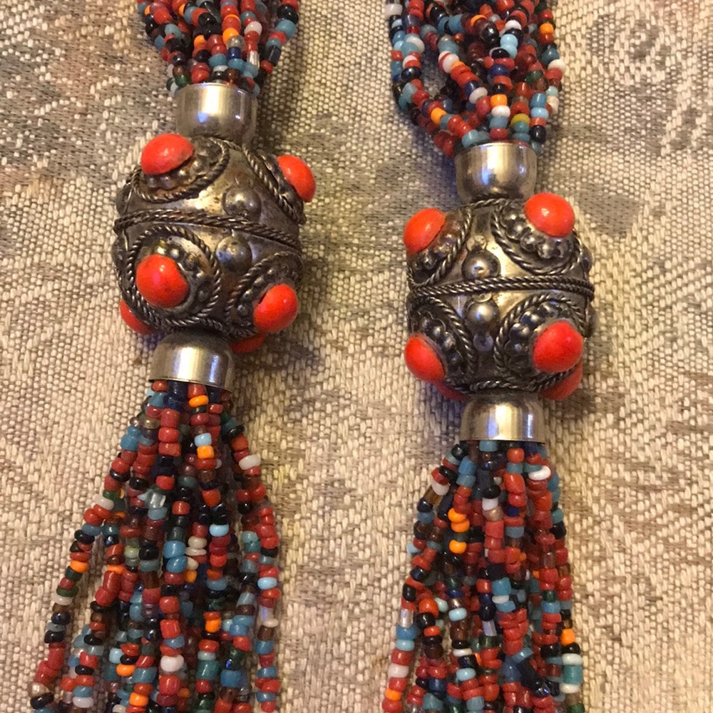 Gorgeous Beaded Statement Necklace - image 7